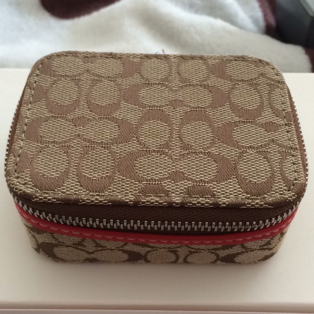 Mini coach coin case